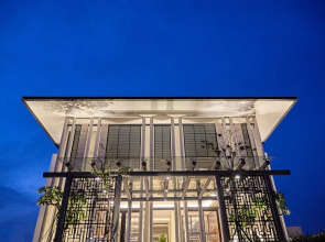 Premier Place Surabaya Airport