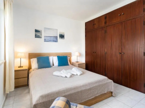 Mouramar One bedroom apartment, with pool