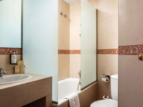 Отель Sunotel Junior