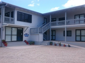 Aroa Beachside Resort