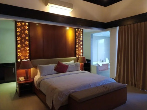 Kori Maharani Villas - Transit Room With Pool Access Max 5 Hours Used Only