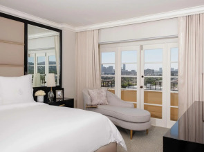 Four Seasons Los Angeles at Beverly Hills