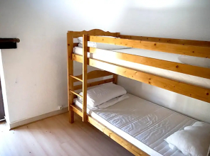 House With 2 Bedrooms in Froidfond, With Pool Access and Furnished Ter