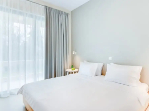 Astra Beach Studio 1