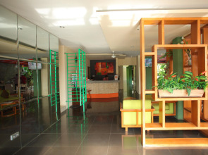 Spazzio Bali Hotel