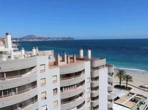 29A Zafiro 2 dormitorios garaje y wifi 1ª línea de playa