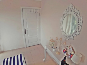 Family Friend Villa Pool 3b 1 Alacati Cesme