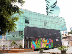Nomada Container Hotel Panama City