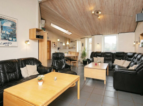 Vintage Holiday Home in Ringkobing With Terrace
