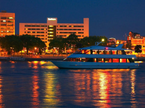 Radisson Hotel La Crosse