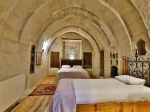 Kookaburra Hotel