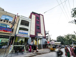 OYO 24288 Surya Teja Residency