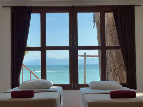 Phangan Great Bay Resort