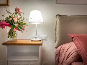 Arno Apartment B by Mmega