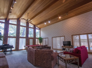 Woodlands Retreat