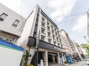Rampart Hotel