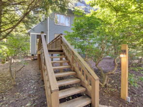 Wintergreen Resort Condo w/ Deck; Ski, Hike, Shops