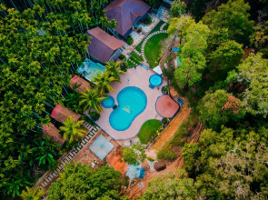 Woodpecker Exotic Retreat & Spa