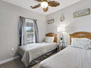 River Crossing #532 2 Bedroom Condo by RedAwning