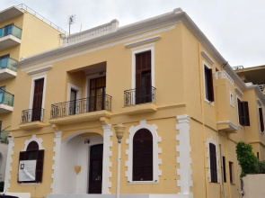 City center house in Rhodes
