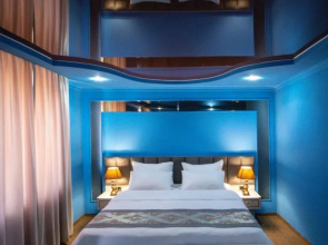 Отель Georgia Gold