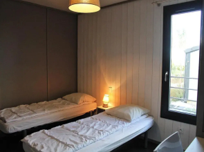 Chalet in Pomerols Near Mediterranean Beaches