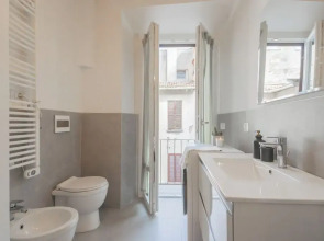 Luce Apartment by Rent all Como