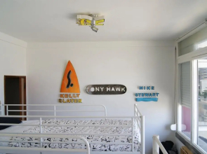 Hostel & Surfcamp 55