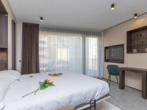 Icon H 208 Suite Micro-living