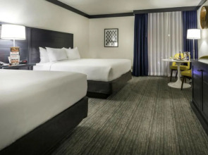 OYO Hotel & Casino (formerly Hooters Casino Hotel)