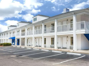 Baymont Inn And Suites Orangeburg