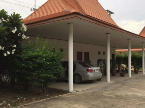 Panpree Hotel