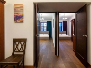 Romari площа Міцкевича