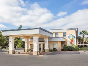 Super 8 Valdosta Mall