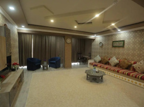 Akhsikent Hotel