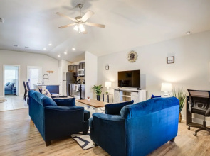 Milano Lodge - Cozy Retreat
