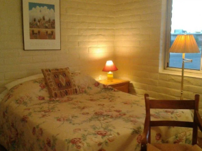 Charming Tucson Apartment with Patio and Desert Views!