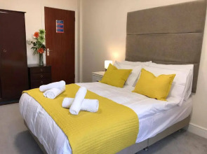 Pearl and Pebbles Hotel