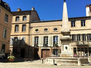 Maison Romane 1136