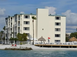 Gulfview Hotel - On the Beach