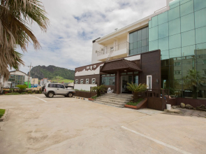 Seongsan Sunrise Pension