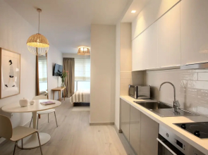 Joy Luxury Central Apartment