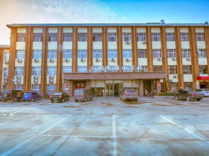 Biway Mansion Hotel (Puyang Jingkai Avenue Stadium Branch)