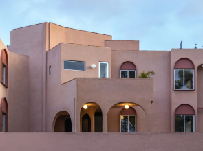 Casa Rosa by Domi Housing