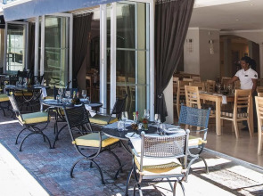 Cape Town Hollow Boutique Hotel