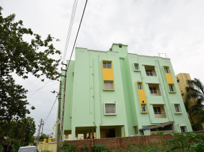 OYO 15474 The Village Inn