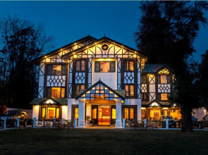 Lemon Tree Hotel Srinagar