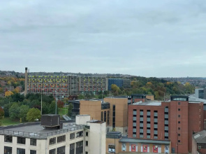 Lapwing - Sleeps up to 6, Fabulous panoramic city views, 12th Floor 2 bed city centre apartment, Perfect for work or leisure!
