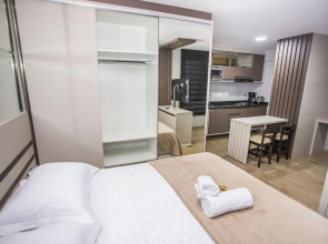 Studio com Cama e Sofá-Cama de Casal - ALL2011