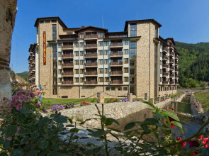 St. Spas Hotel & Balneo Complex